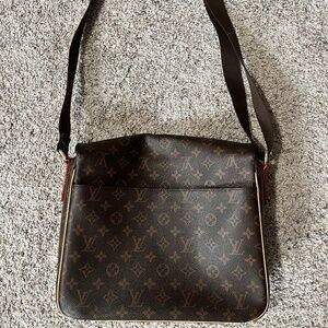 Louis Vuitton Handbag